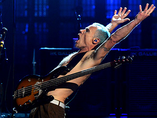 Red hot chili peppers tour